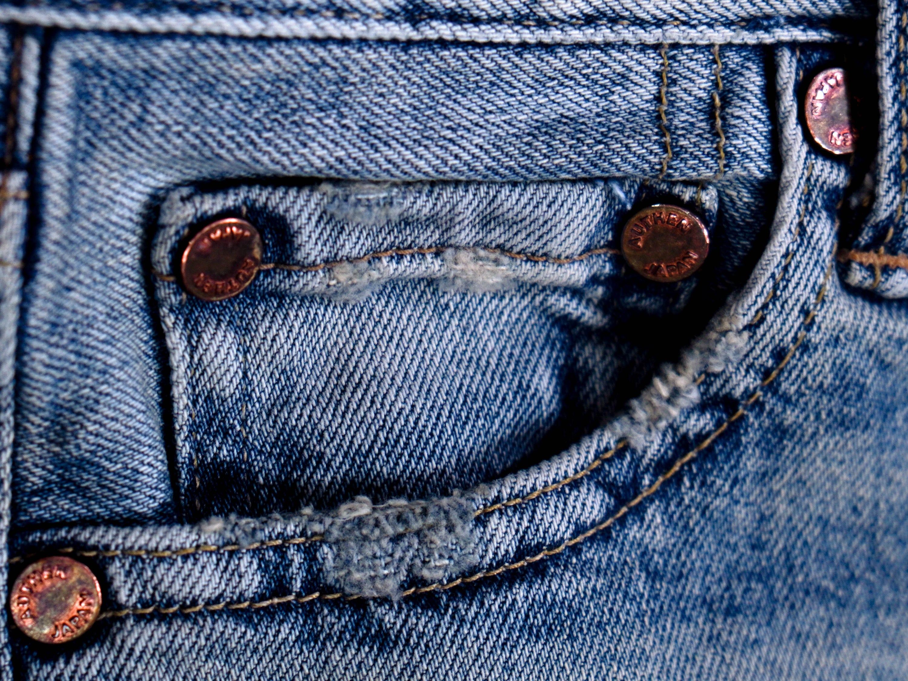 サーキュラーデニム スリムストレート