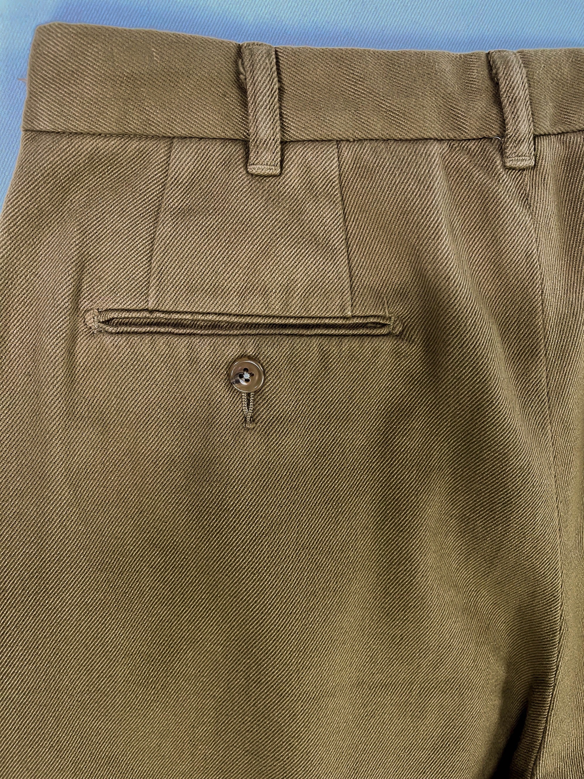 SILKNIZED CHINO TROUSERS (men)