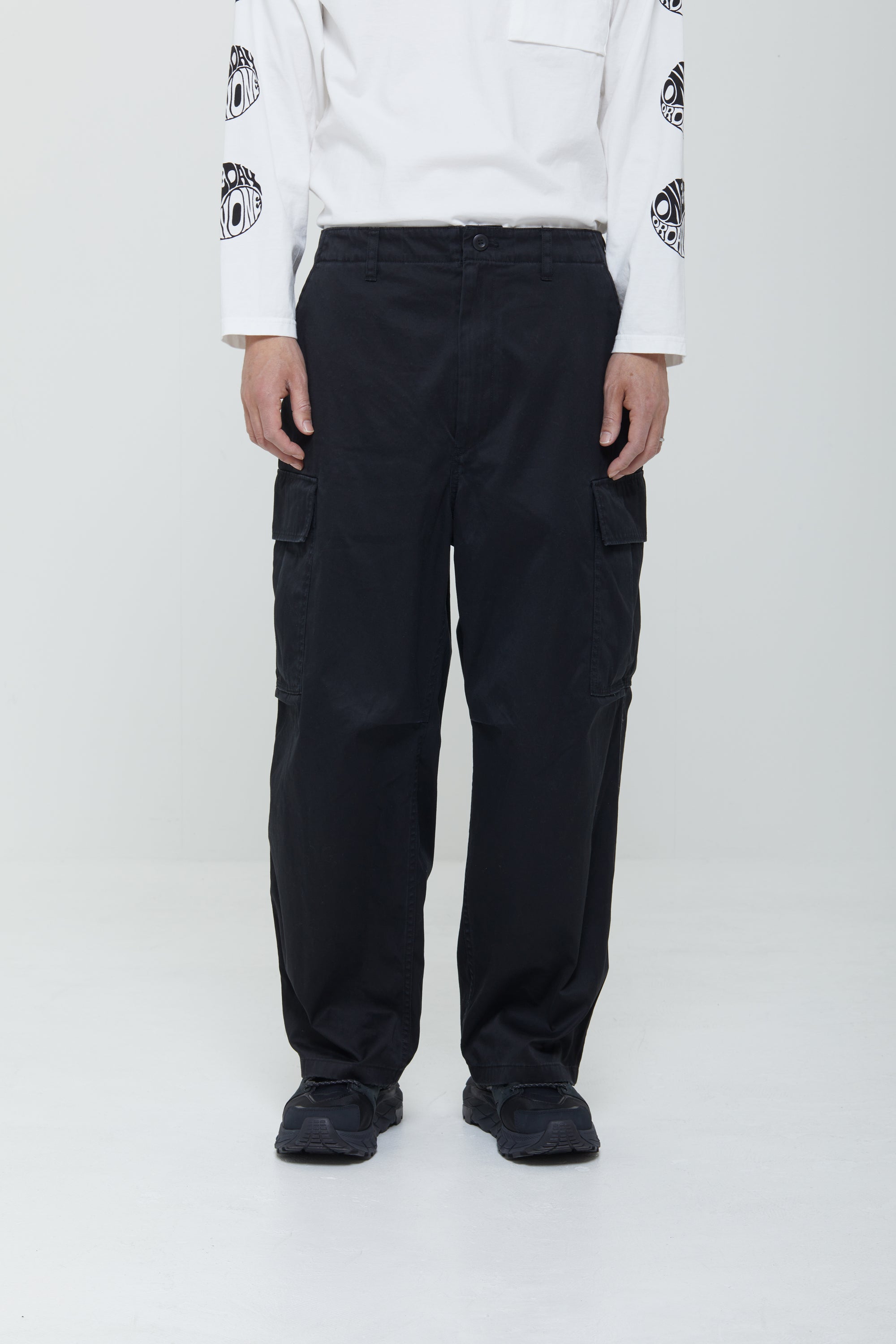 エッセンシャル ワイドカーゴパンツ