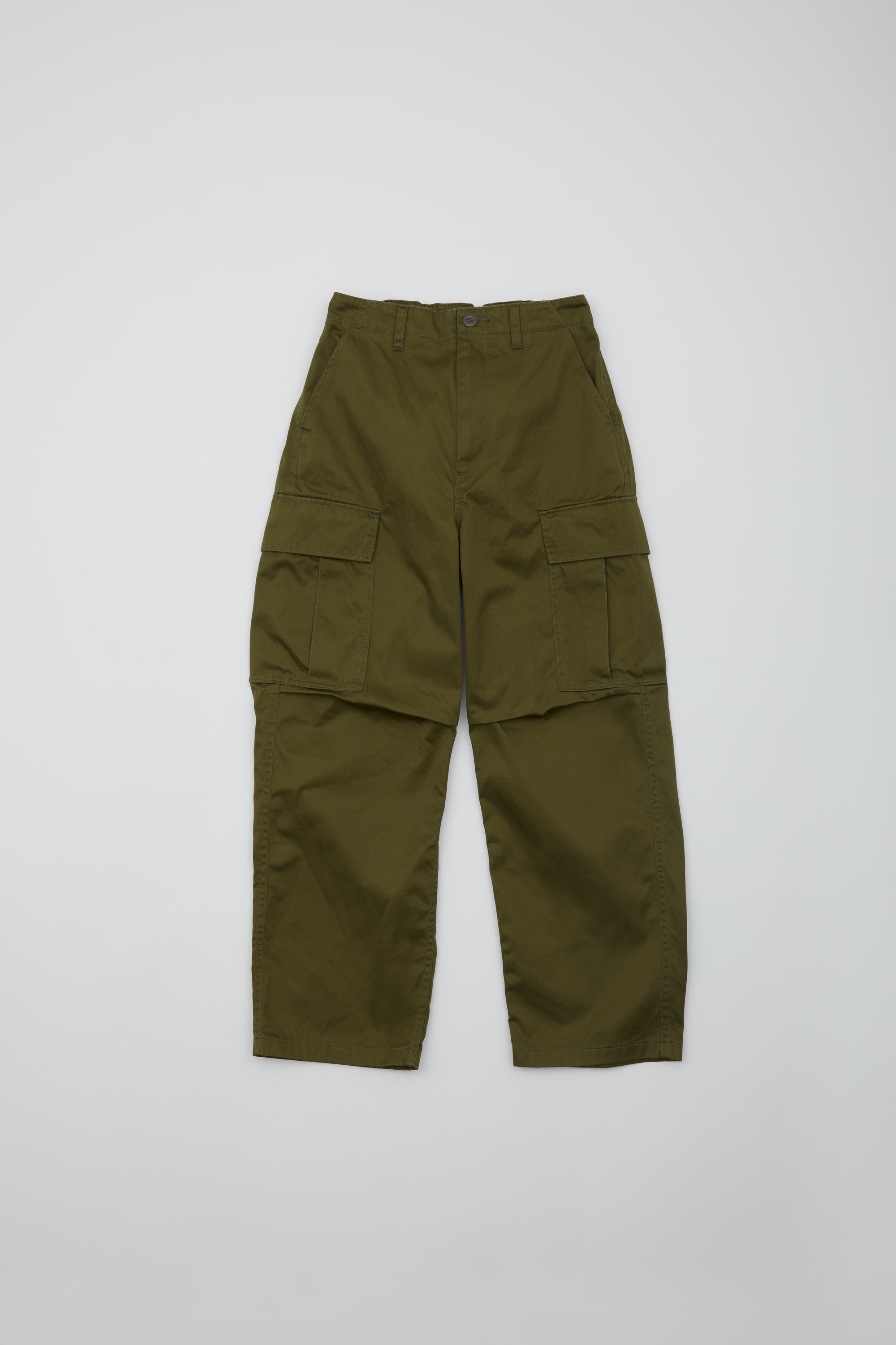 エッセンシャル ワイドカーゴパンツ