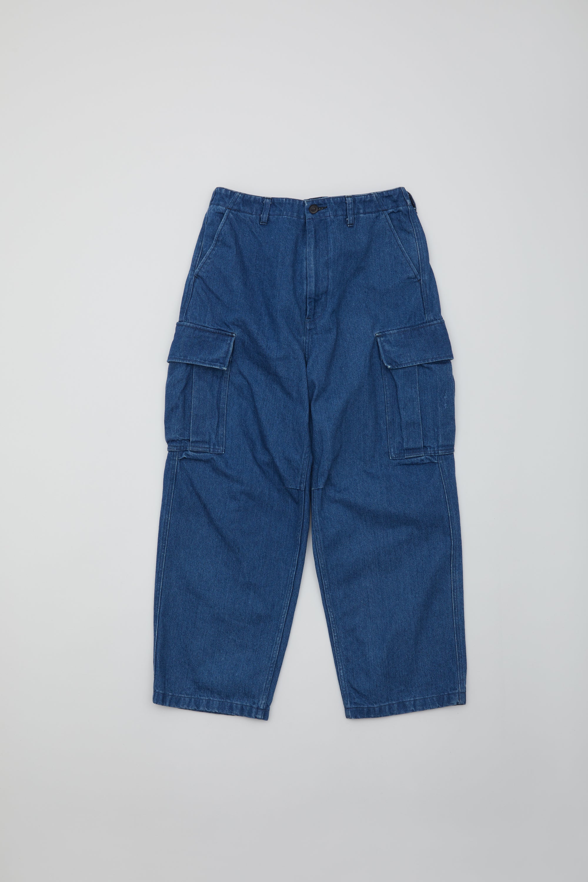 エッセンシャル ワイドカーゴパンツ