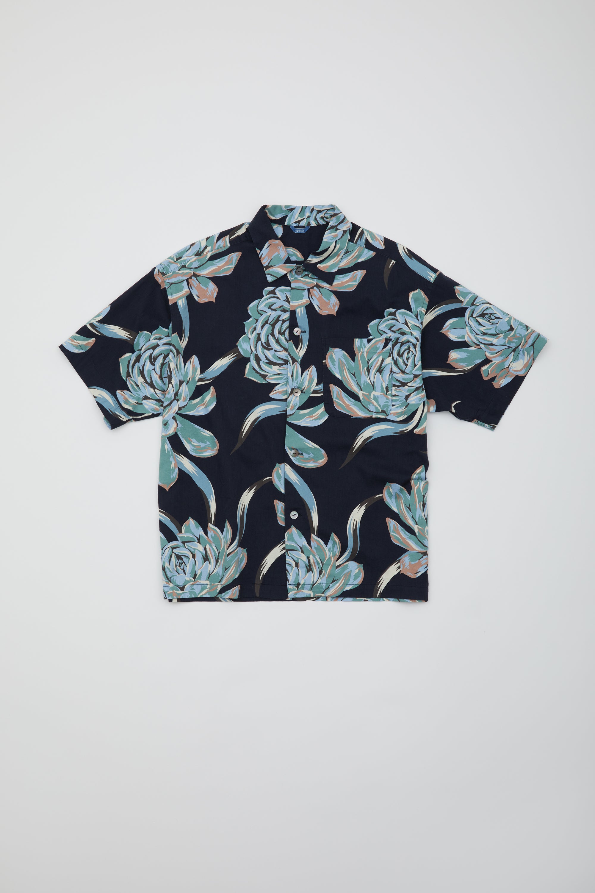 ネイチャープリントSSシャツ