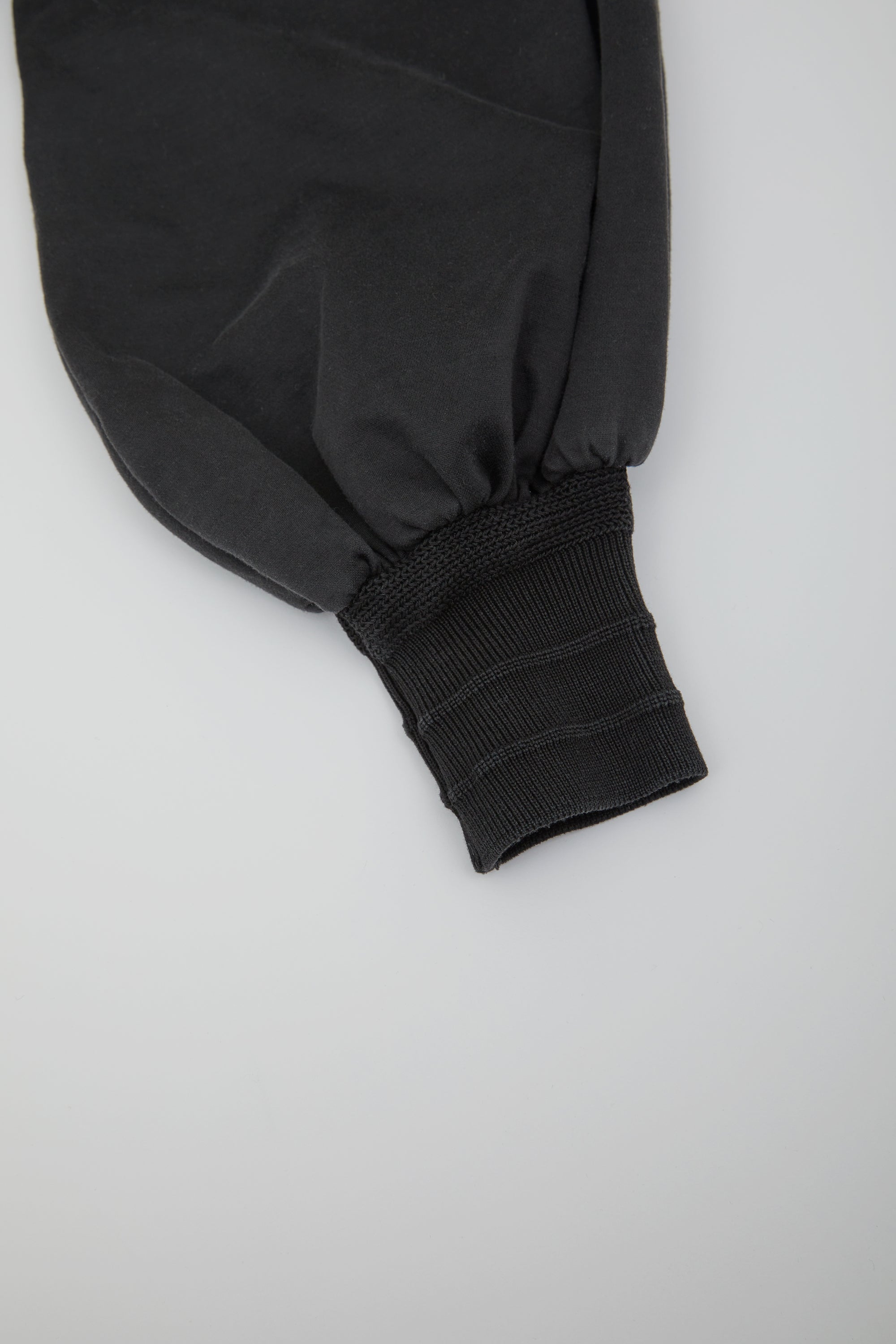 エッセンシャルドレス